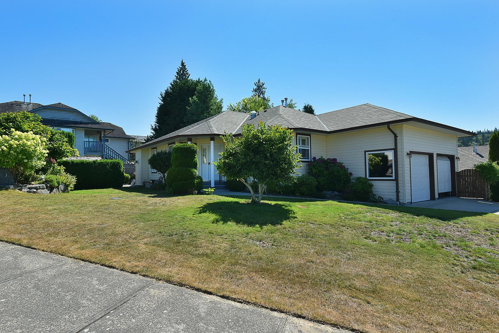 I have sold a property at 5865 TURNSTONE CRES in Sechelt
