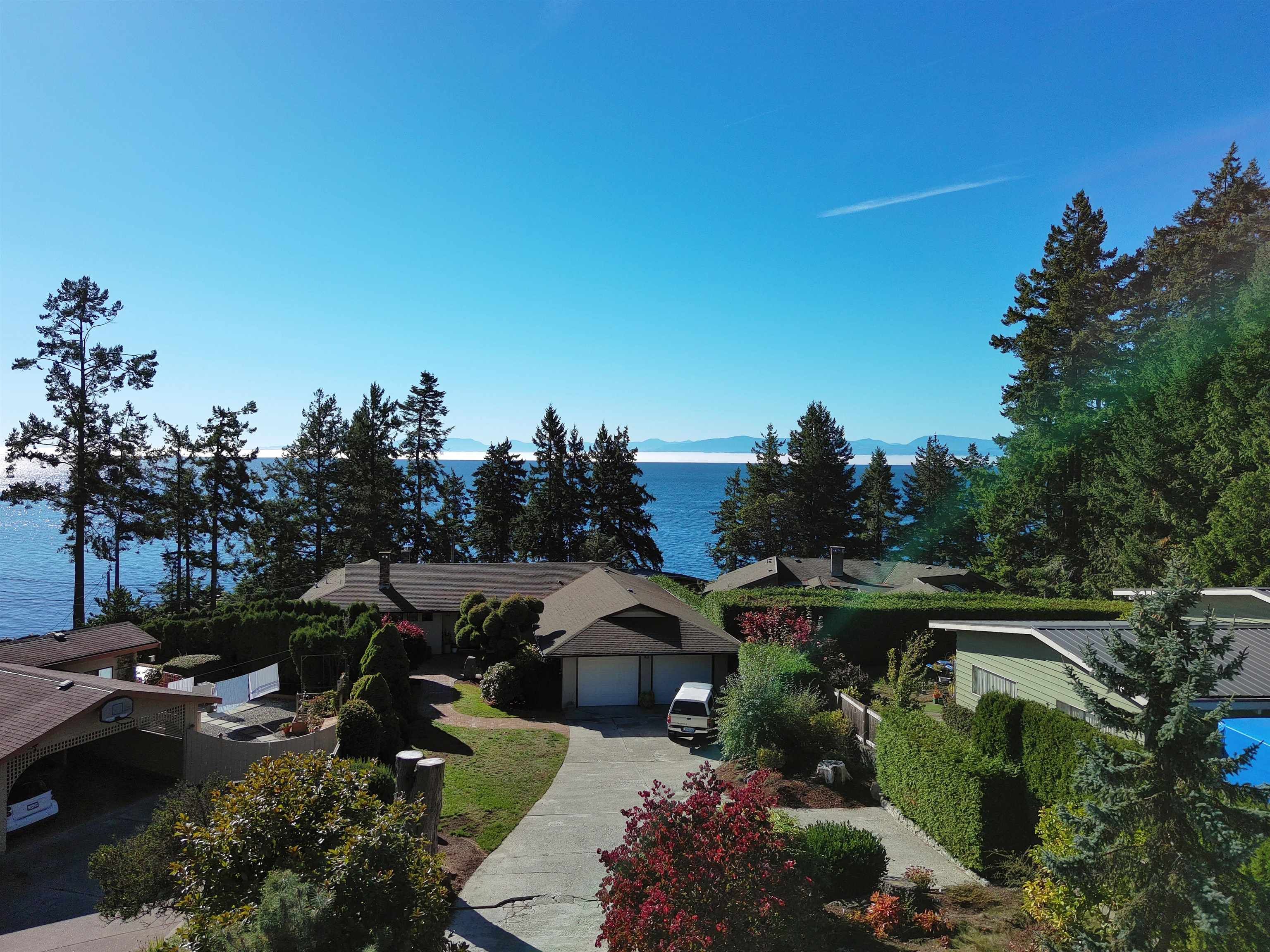 I have sold a property at 7073 DALE RD in SECHELT
